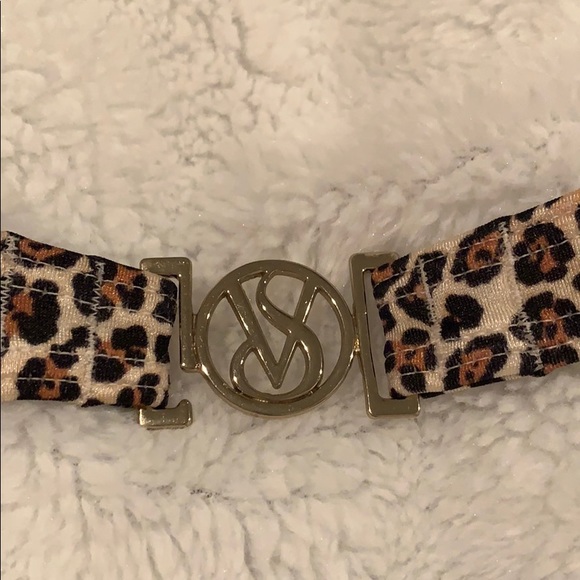 Victoria’s Secret swim top - Picture 3 of 4